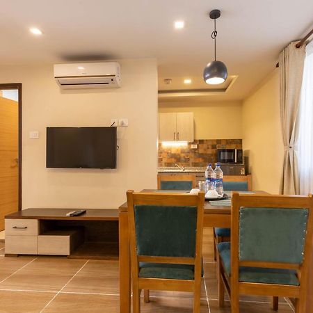 Sarovar Residency Serviced Apartment Hotel Jawlakhel Ngoại thất bức ảnh